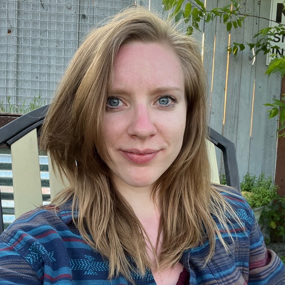 Meet your Posher, Skylar - Picture 2 of 2